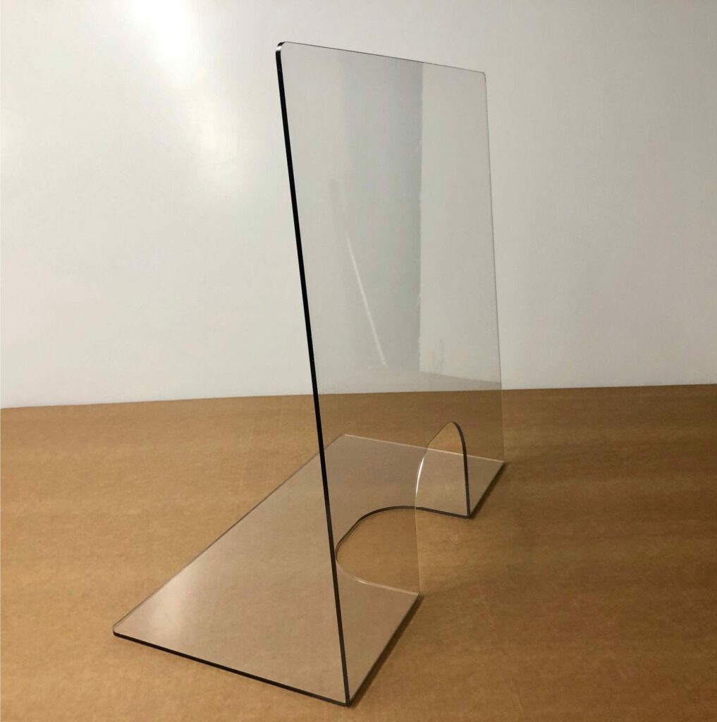 free standing glass parition